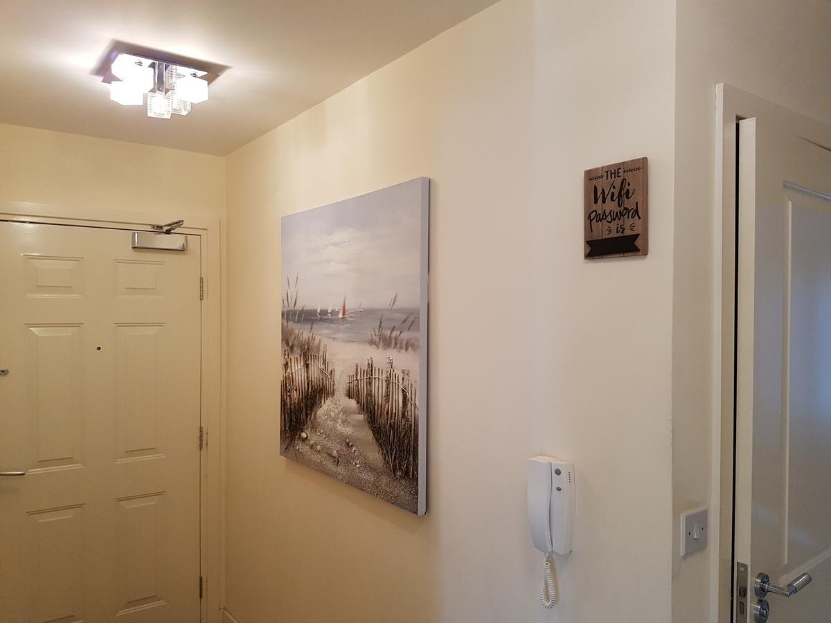 Two Bedrooms, Two Bath, Up To 3 Beds 1 Sofa - Slough Windsor Legoland 外观 照片